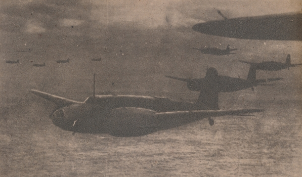 洋上飛行訓練中の諏訪部隊