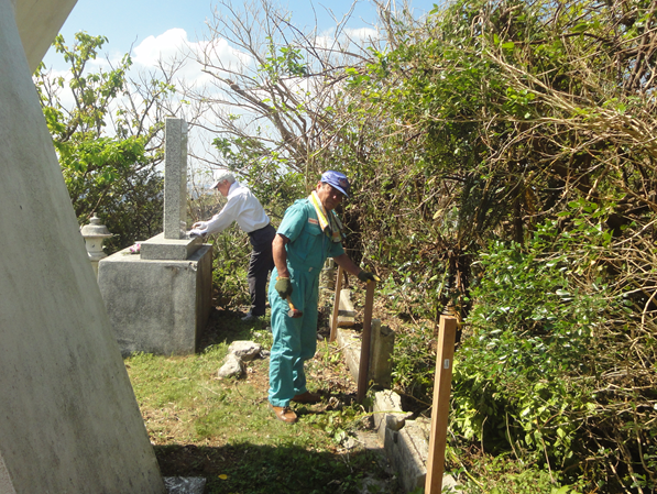平成30年10月21日慰霊碑の清掃活動⑤