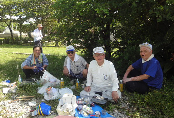 平成29年10月15日慰霊碑の清掃活動⑧