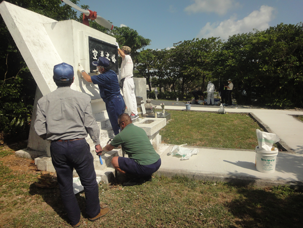 令和２年10月31日 慰霊碑の清掃活動③