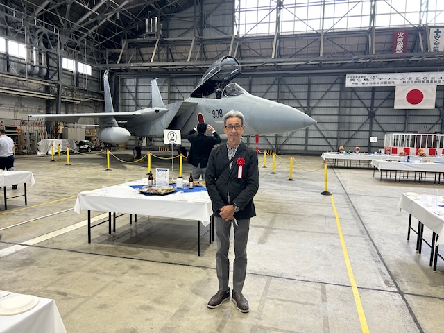 根路銘会長から宮野も記念撮影。ありがとうございました。