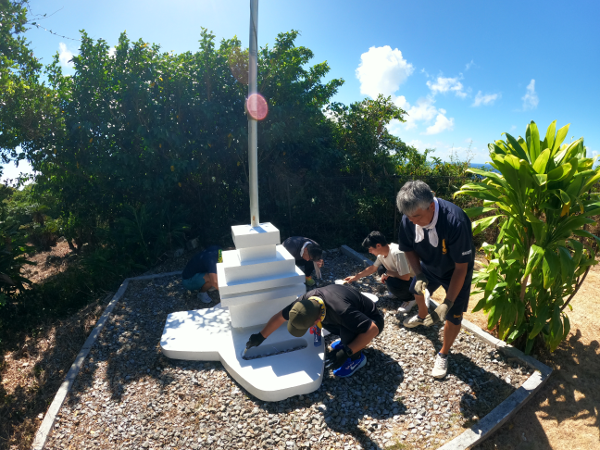 令和７年１０月慰霊碑周辺の清掃と慰霊碑塗装作業①-18