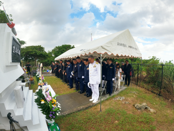 令和7年度慰霊祭　黙祷