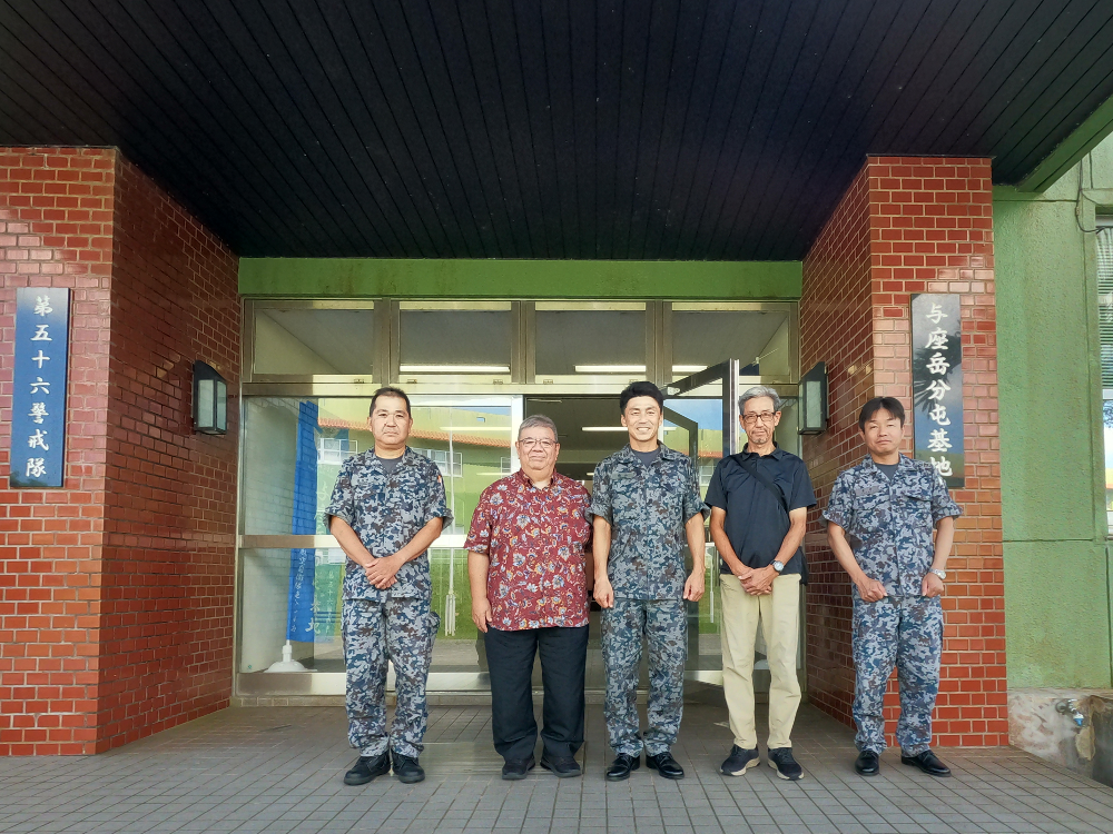 与座岳分屯基地の遠山司令と関係者②